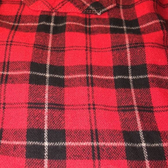Superdry Unisex Classic Cotton Flannel in Red & White Buffalo Check - Picture 16 of 17